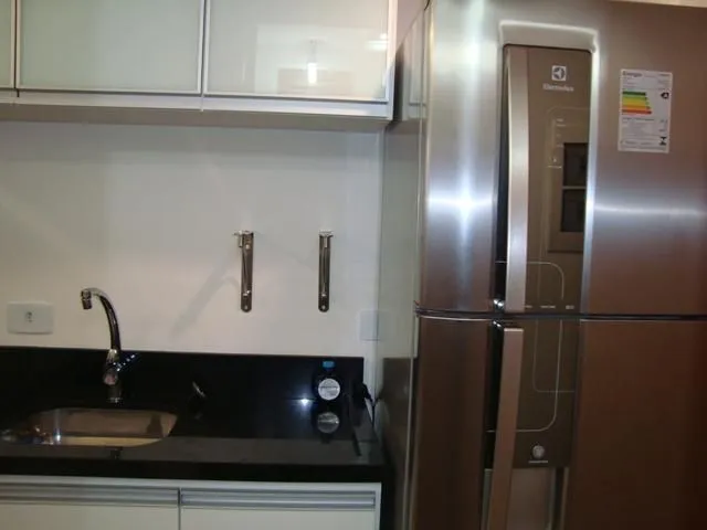 Outro 1 quarto e 1 banheiro, para alugar, no bairro Centro em Curitiba