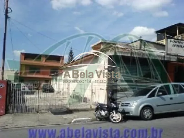Sobrado com 500m² 3 quartos e 3 banheiros, à venda, no bairro Km 18 em Osasco