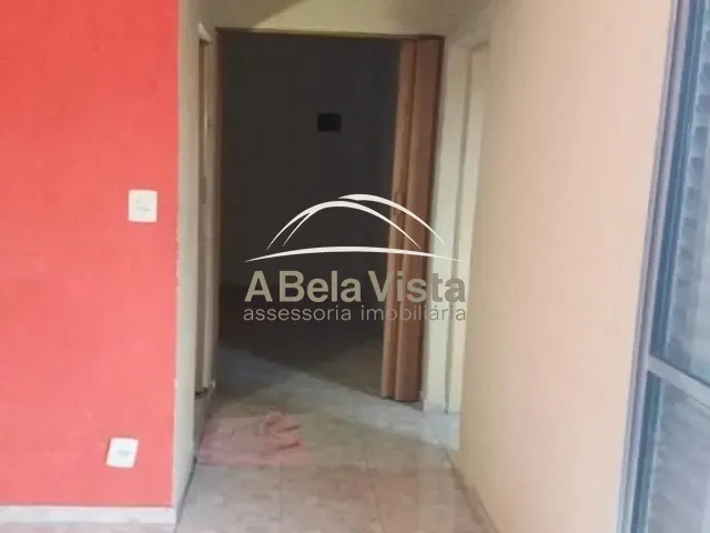 Sobrado com 239m² 7 quartos e 4 banheiros, à venda, no bairro Jardim das Flores em Osasco