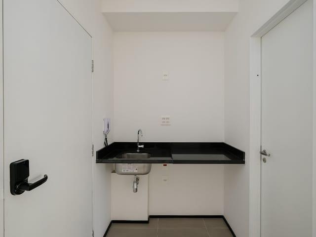 Foto do Outro - Studio para venda com 1 quarto, 33.01m² | Lares e Andares Imóveis