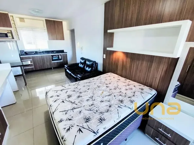 Outro 1 quarto e 1 banheiro, para alugar, no bairro CENTRO em Curitiba