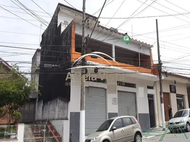 Sobrado com 300m² 15 quartos e 7 banheiros, à venda, no bairro Vila Yara em Osasco