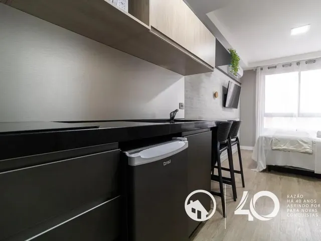 Outro 1 quarto e 1 banheiro, para alugar, no bairro Centro em Curitiba