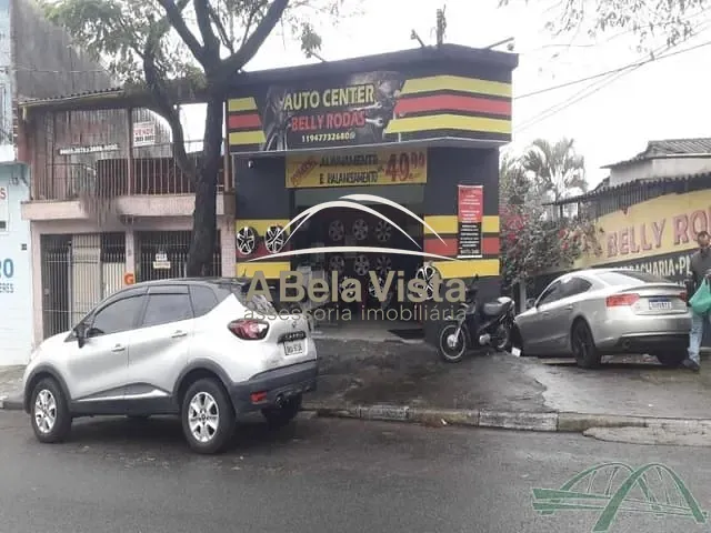 Casa com 296m² 6 quartos e 3 banheiros, à venda, no bairro Vila Yolanda em Osasco