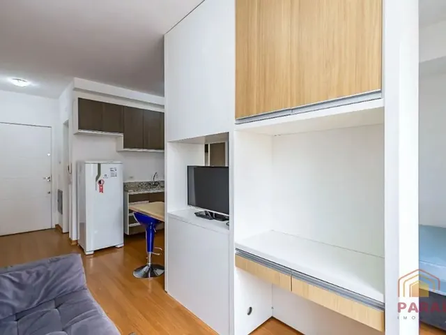 Outro 1 quarto e 1 banheiro, para alugar, no bairro Centro em Curitiba