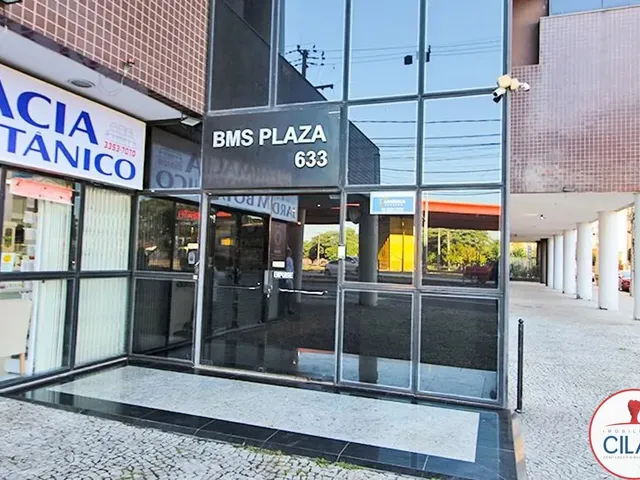 Outro para alugar, no bairro Cristo Rei em Curitiba