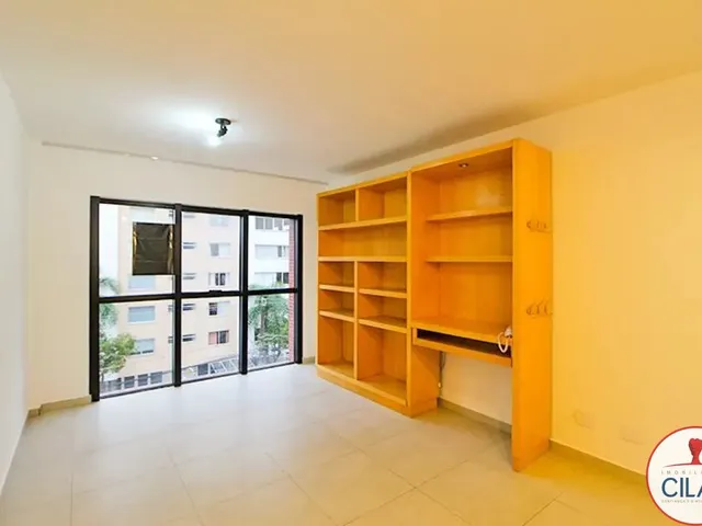 Outro 1 quarto e 1 banheiro, para alugar, no bairro Centro em Curitiba
