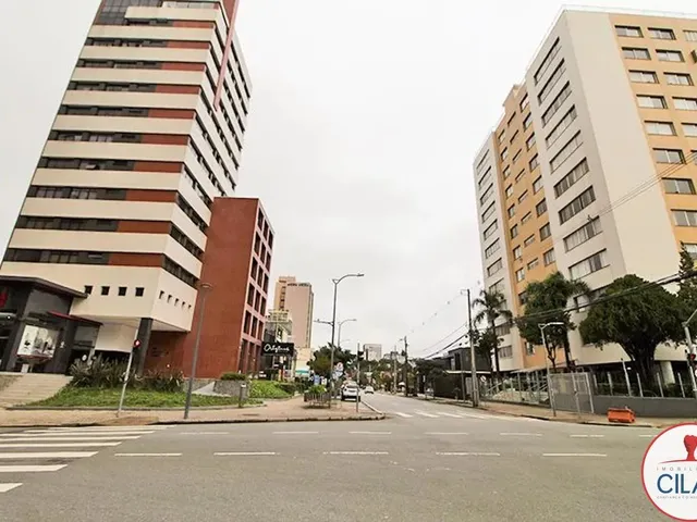 Outro 1 quarto e 1 banheiro, para alugar, no bairro Centro em Curitiba