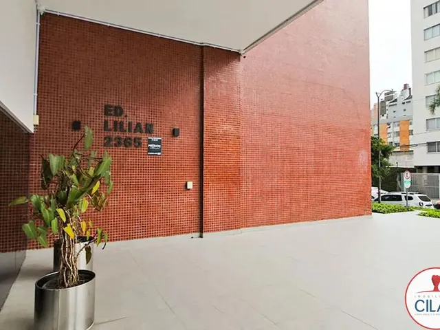 Outro 1 quarto e 1 banheiro, para alugar, no bairro Centro em Curitiba