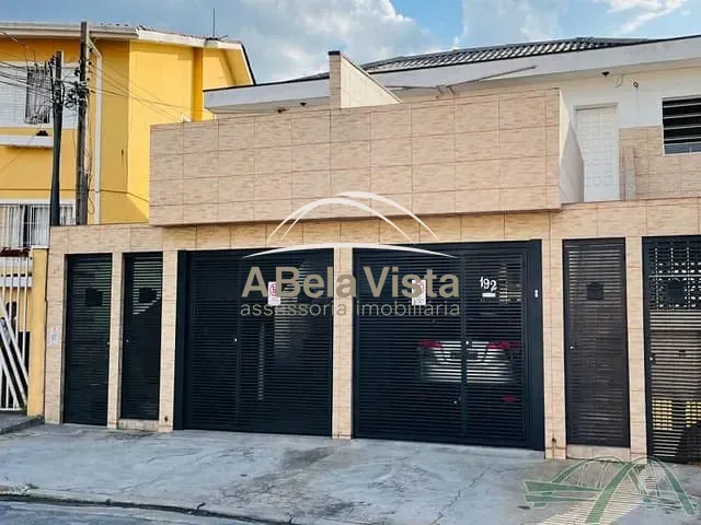 Sobrado com 397m², à venda, no bairro Umuarama em Osasco