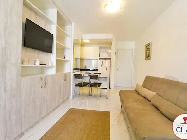 Outro 1 quarto e 1 banheiro, para alugar, no bairro Centro em Curitiba
