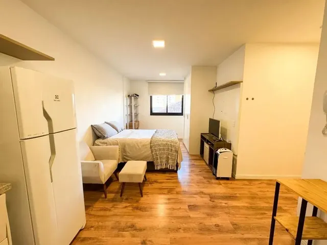 Outro 1 quarto e 1 banheiro, à venda, no bairro Centro em Curitiba