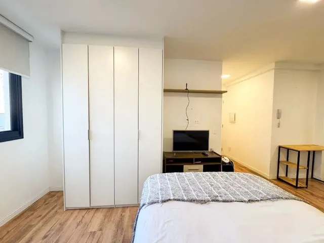 Outro 1 quarto e 1 banheiro, à venda, no bairro Centro em Curitiba