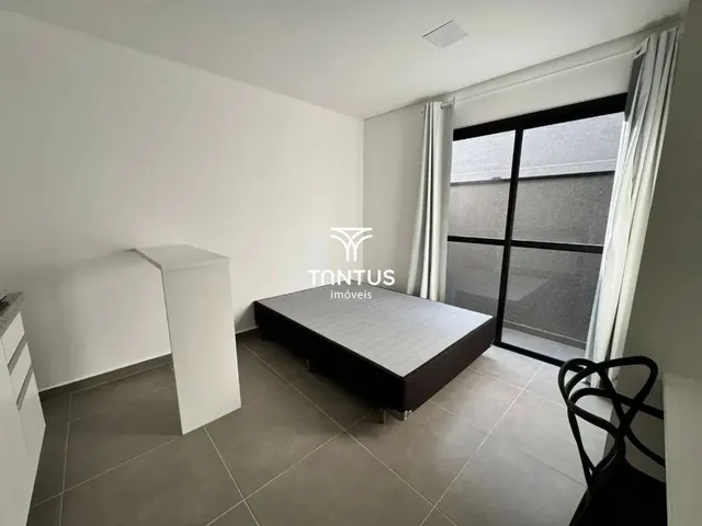 Outro para alugar, no bairro Rebouças em Curitiba