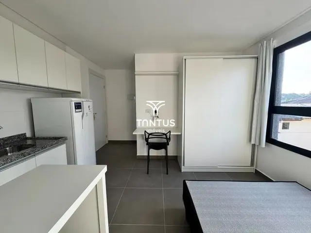 Outro para alugar, no bairro Rebouças em Curitiba