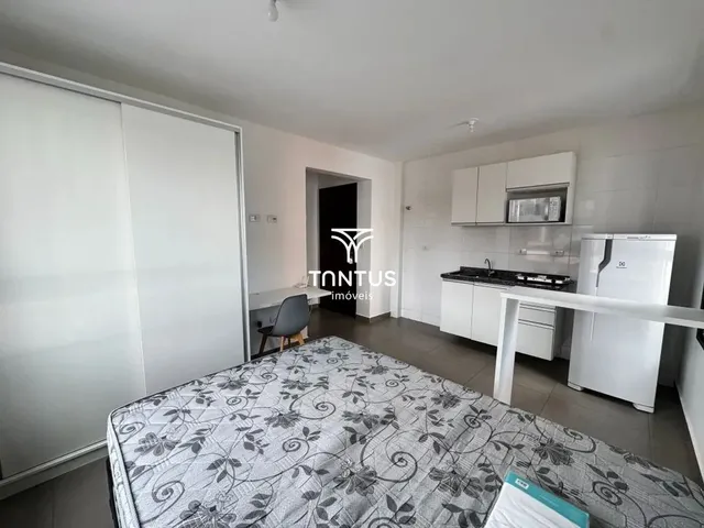 Outro 1 quarto e 1 banheiro, para alugar, no bairro Bacacheri em Curitiba