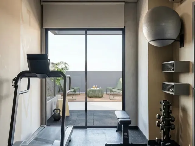 Outro 1 quarto e 1 banheiro, à venda, no bairro Cabral em Curitiba