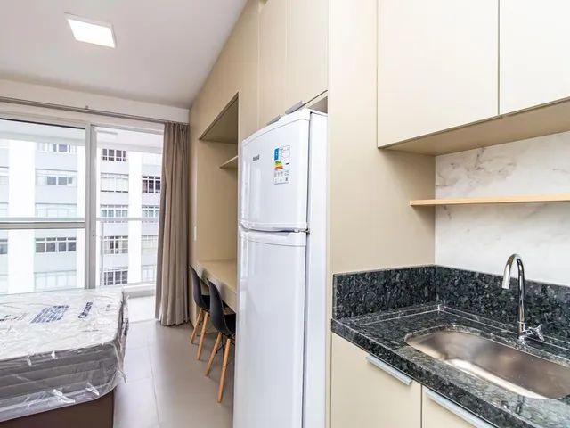 Outro 1 quarto e 1 banheiro, à venda, no bairro Centro em Curitiba
