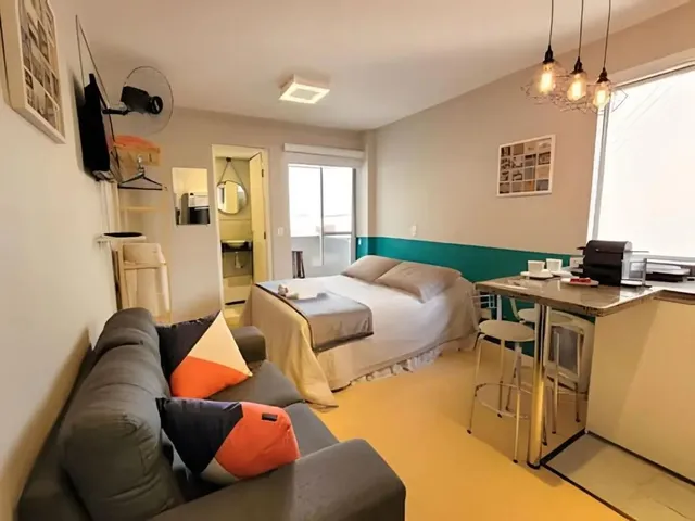 Outro 1 quarto e 1 banheiro, à venda, no bairro Centro em Curitiba