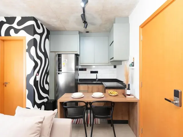 Outro 1 quarto e 1 banheiro, à venda, no bairro São Francisco em Curitiba
