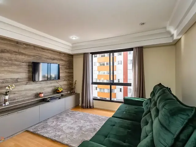 Outro 1 quarto e 1 banheiro, à venda, no bairro Cristo Rei em Curitiba