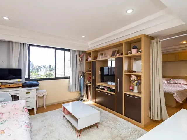 Outro 1 quarto e 1 banheiro, à venda, no bairro Cristo Rei em Curitiba