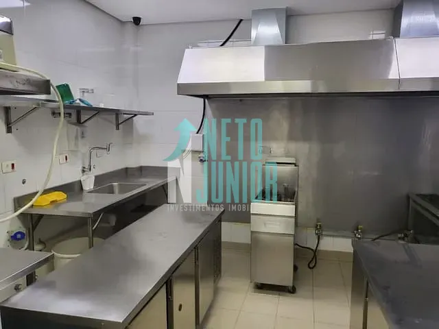 Ponto com 300m², à venda ou para alugar, no bairro Brooklin Paulista em São Paulo