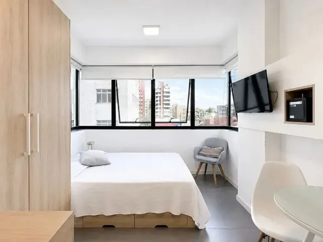 Outro 1 quarto e 1 banheiro, à venda, no bairro Bigorrilho em Curitiba