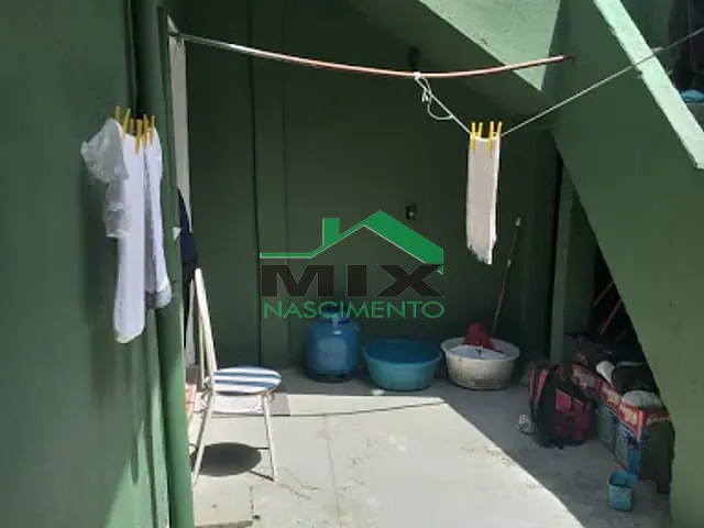 Casa com 130m² 3 quartos e 1 banheiro, à venda, no bairro Vila Nogueira em Diadema