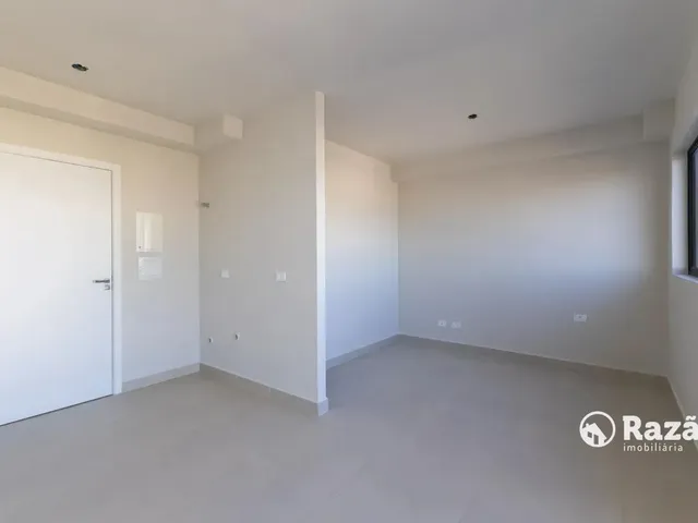 Outro 1 quarto e 1 banheiro, para alugar, no bairro Portão em Curitiba