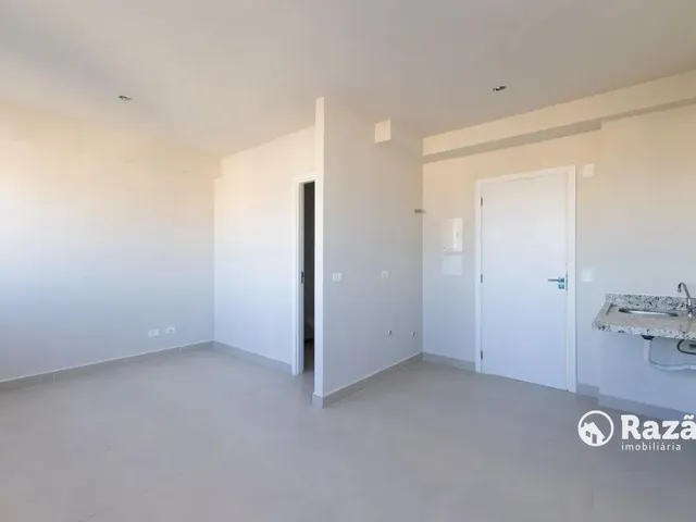 Outro 1 quarto e 1 banheiro, para alugar, no bairro Portão em Curitiba