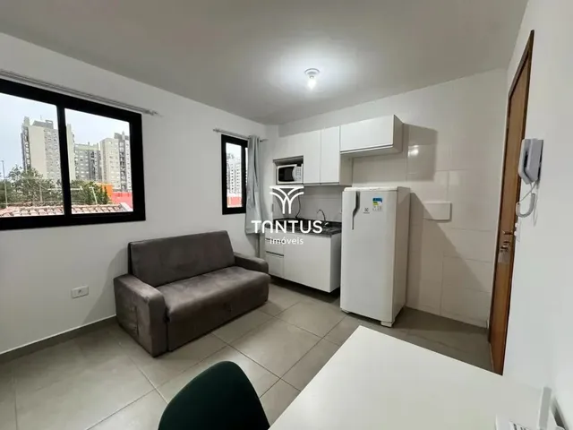 Outro 1 quarto e 1 banheiro, para alugar, no bairro Bacacheri em Curitiba