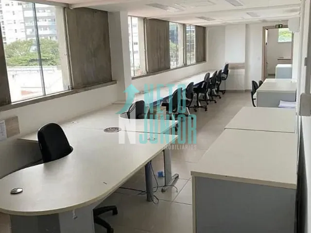 Prédio com 836m², para alugar, no bairro Brooklin em São Paulo
