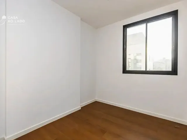 Outro 1 quarto e 1 banheiro, à venda, no bairro Centro em Curitiba