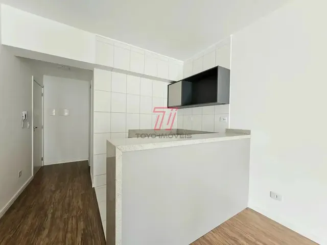 Outro 1 quarto e 1 banheiro, para alugar, no bairro Centro em Curitiba