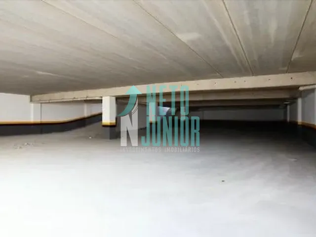 Prédio com 750m², para alugar, no bairro Centro em Osasco