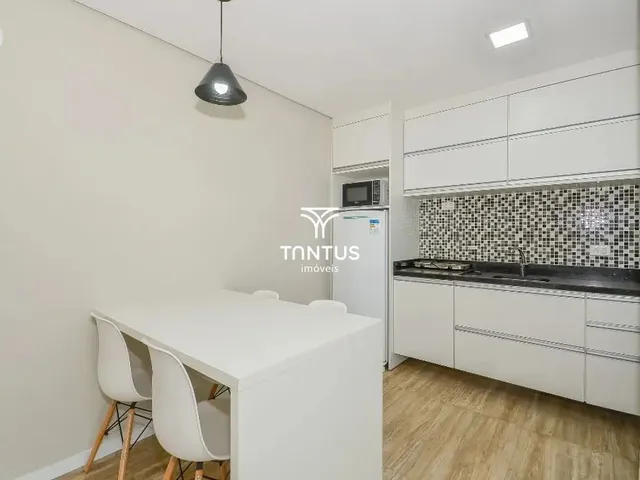 Outro 1 quarto e 1 banheiro, para alugar, no bairro Rebouças em Curitiba