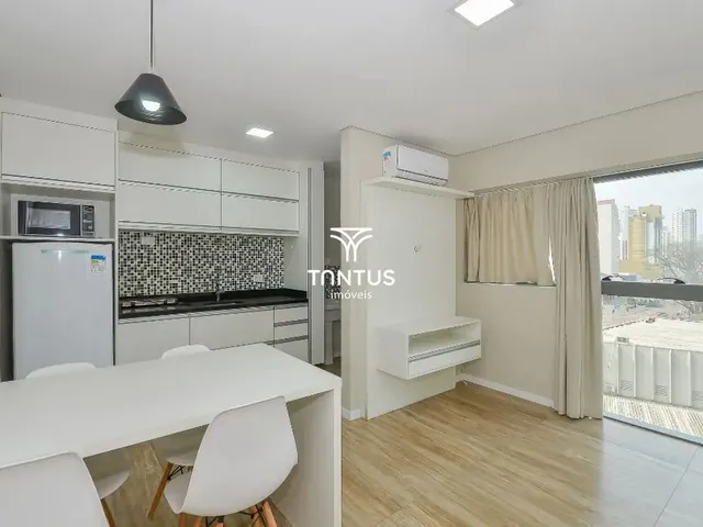 Outro 1 quarto e 1 banheiro, para alugar, no bairro Rebouças em Curitiba