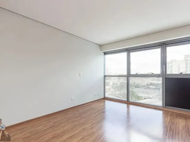 Outro 1 quarto e 1 banheiro, à venda, no bairro Centro em Curitiba