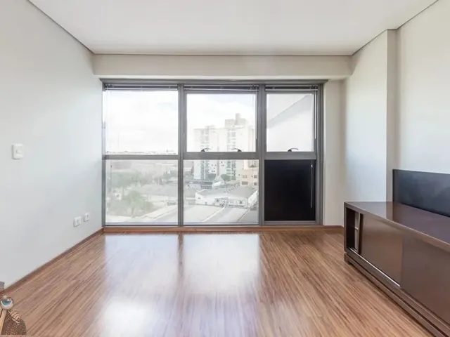 Outro 1 quarto e 1 banheiro, à venda, no bairro Centro em Curitiba