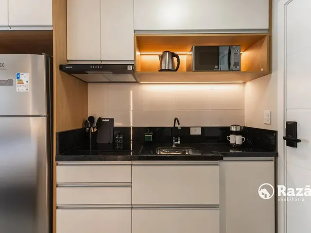Outro 1 quarto e 1 banheiro, para alugar, no bairro Centro em Curitiba