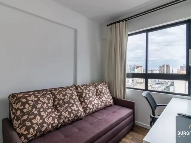 Outro 1 quarto e 1 banheiro, para alugar, no bairro Centro em Curitiba