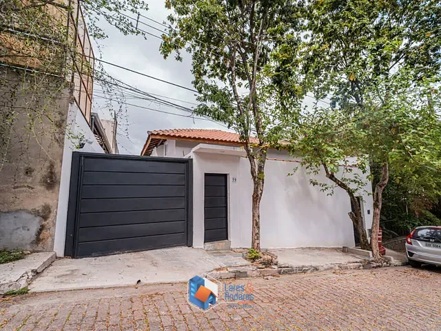 Casa com 384m² 3 quartos e 3 banheiros, à venda, no bairro Chácara Monte Alegre em São Paulo