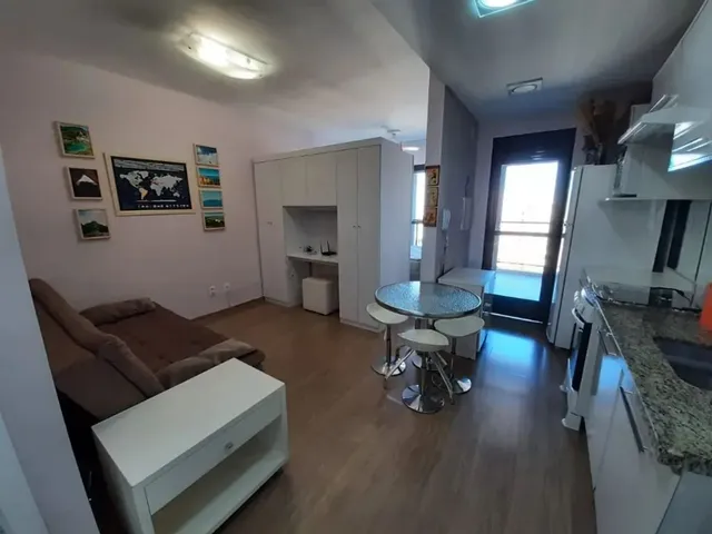 Outro 1 quarto e 1 banheiro, para alugar, no bairro Bigorrilho em Curitiba