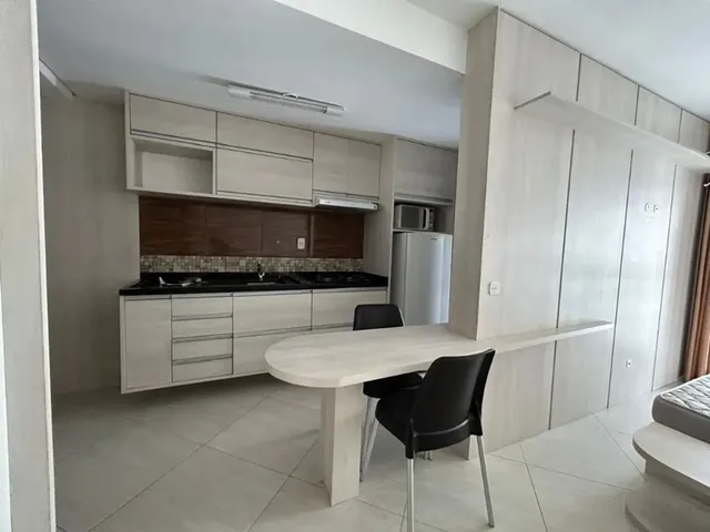 Outro 1 quarto e 1 banheiro, para alugar, no bairro Bigorrilho em Curitiba