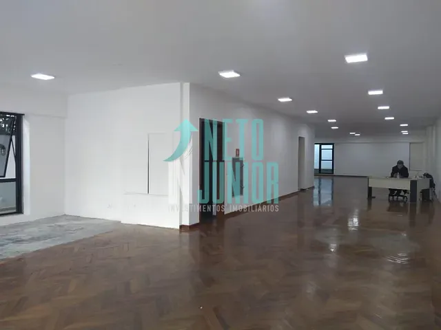 Prédio com 400m², para alugar, no bairro Itaim Bibi em São Paulo