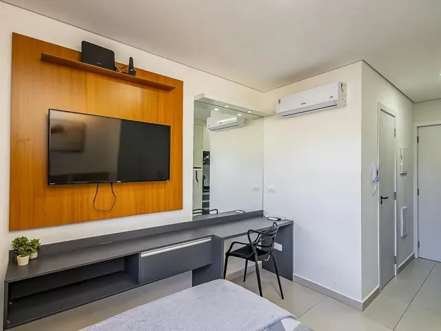Outro 1 quarto e 1 banheiro, à venda, no bairro Água Verde em Curitiba