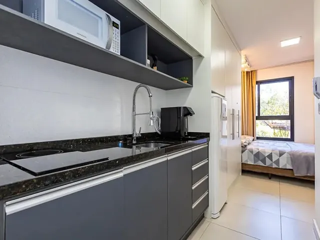 Outro 1 quarto e 1 banheiro, à venda, no bairro Água Verde em Curitiba