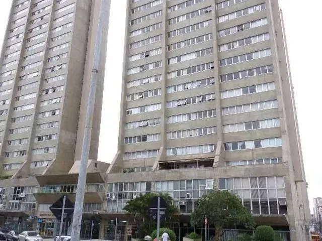 Outro 1 quarto e 1 banheiro, para alugar, no bairro Centro em Curitiba