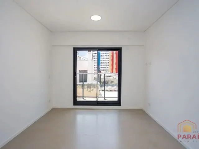 Outro 1 quarto e 1 banheiro, para alugar, no bairro Centro em Curitiba